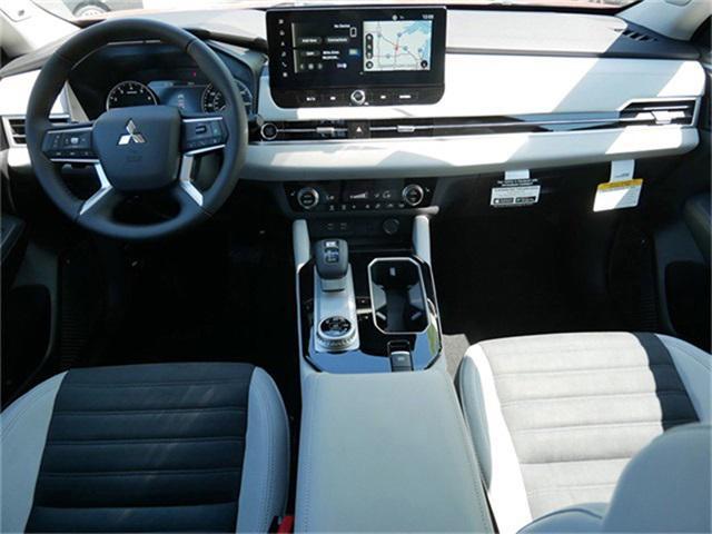 new 2025 Mitsubishi Outlander car, priced at $34,029