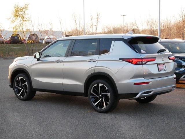 new 2024 Mitsubishi Outlander car, priced at $30,624