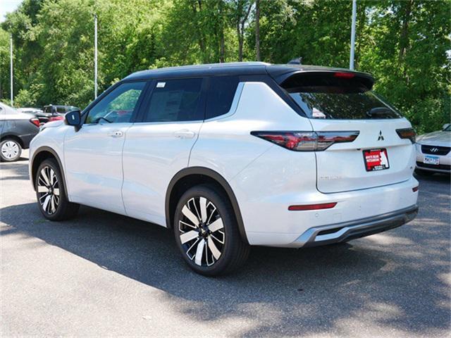 new 2025 Mitsubishi Outlander car, priced at $43,804
