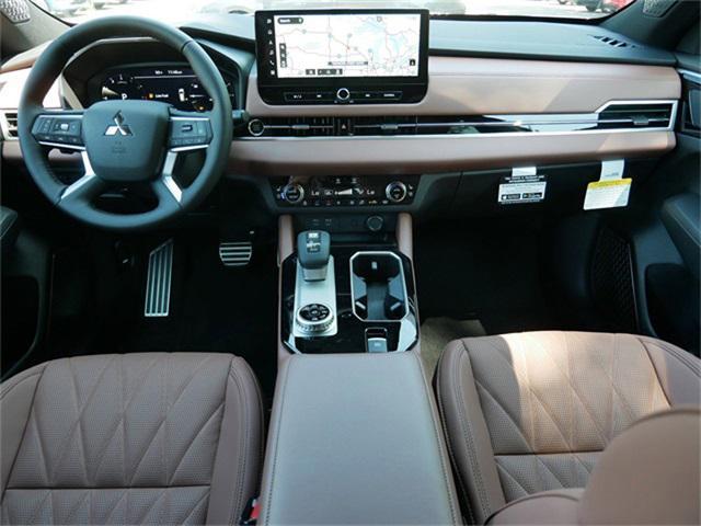 new 2025 Mitsubishi Outlander car, priced at $43,804