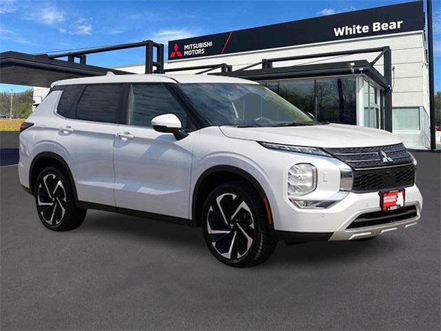 used 2023 Mitsubishi Outlander car, priced at $19,979