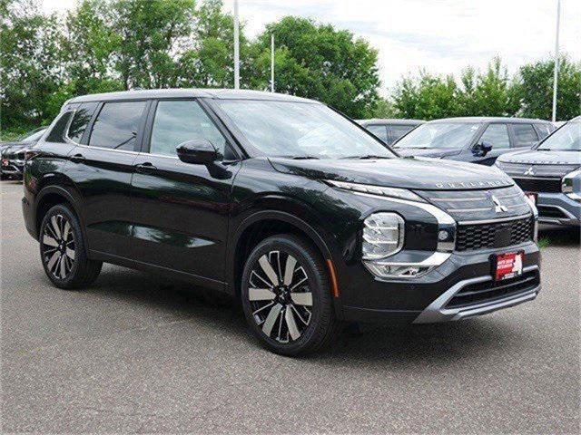 new 2025 Mitsubishi Outlander car, priced at $34,944