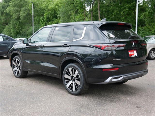 new 2025 Mitsubishi Outlander car, priced at $35,944