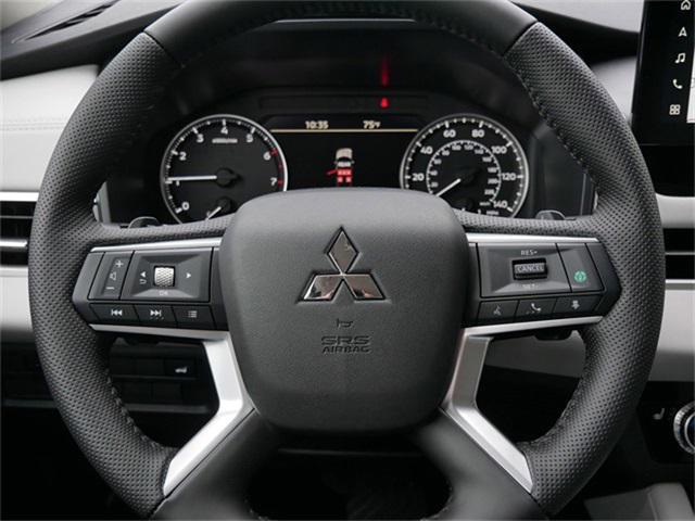 new 2025 Mitsubishi Outlander car, priced at $35,944