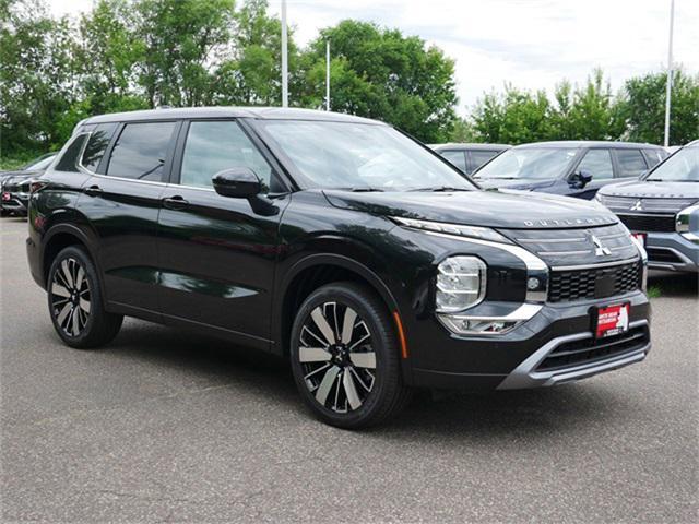 new 2025 Mitsubishi Outlander car, priced at $35,944