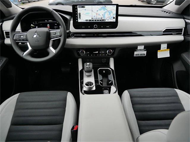 new 2025 Mitsubishi Outlander car, priced at $39,144