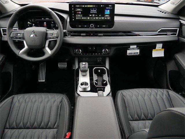new 2025 Mitsubishi Outlander car, priced at $39,799