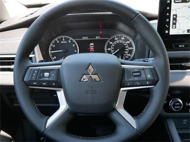 new 2025 Mitsubishi Outlander car, priced at $35,944