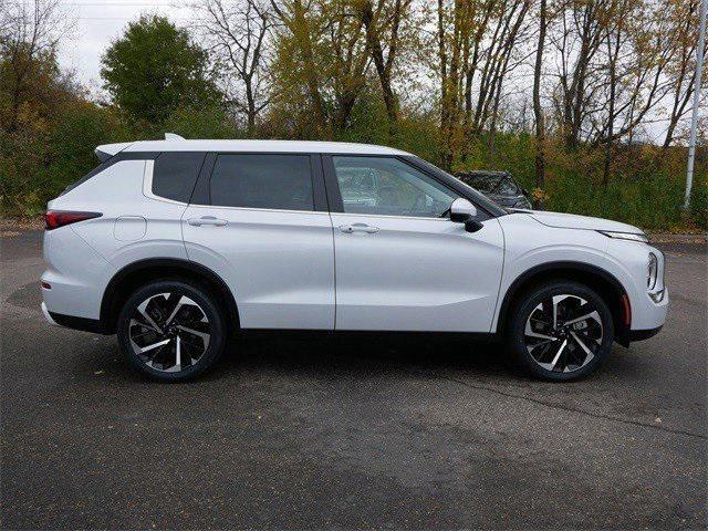 used 2023 Mitsubishi Outlander car, priced at $25,990