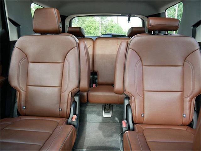 used 2018 Chevrolet Traverse car, priced at $20,559