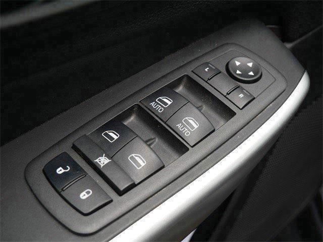 used 2022 Jeep Cherokee car, priced at $22,186