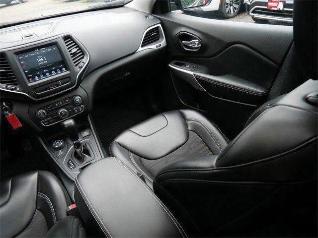 used 2022 Jeep Cherokee car, priced at $23,196