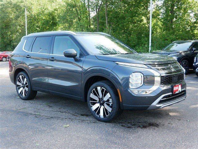 new 2025 Mitsubishi Outlander car, priced at $44,004