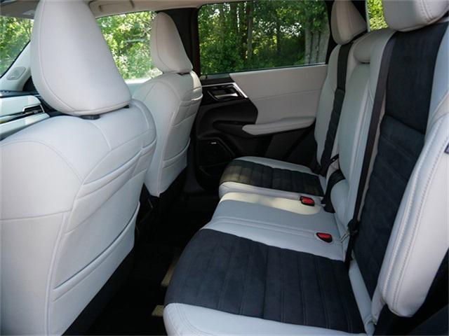 new 2025 Mitsubishi Outlander car, priced at $35,944