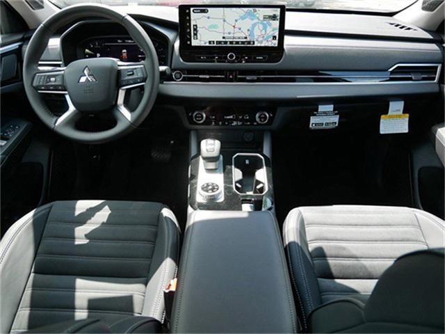 new 2025 Mitsubishi Outlander car, priced at $38,434