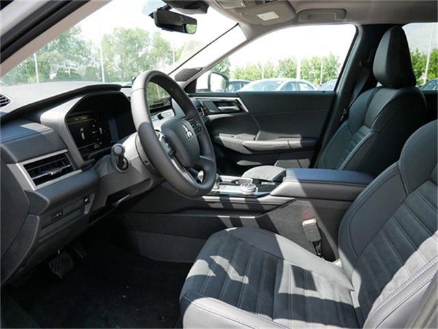 new 2025 Mitsubishi Outlander car, priced at $38,434