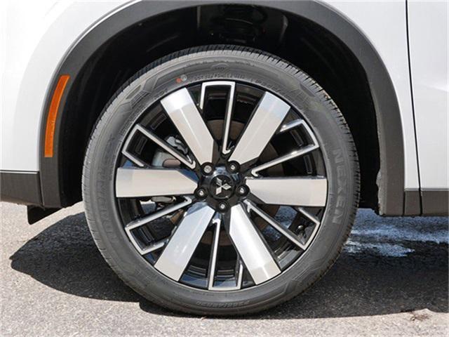 new 2025 Mitsubishi Outlander car, priced at $38,434