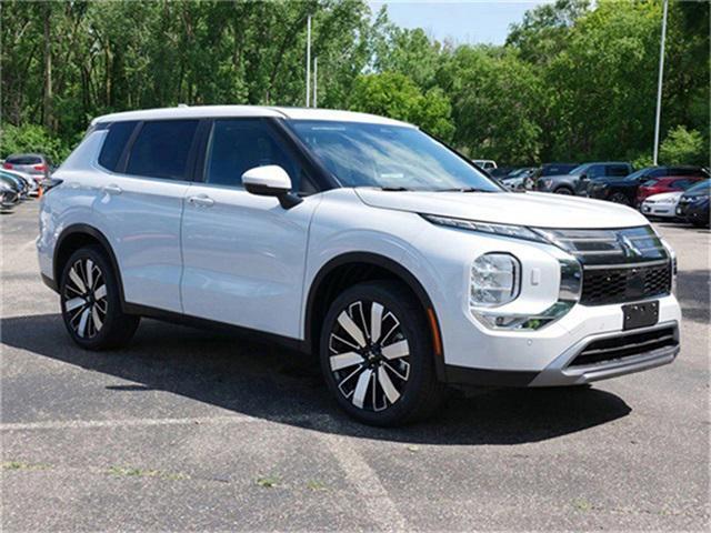 new 2025 Mitsubishi Outlander car, priced at $38,434