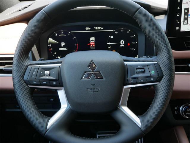 new 2025 Mitsubishi Outlander car, priced at $43,579