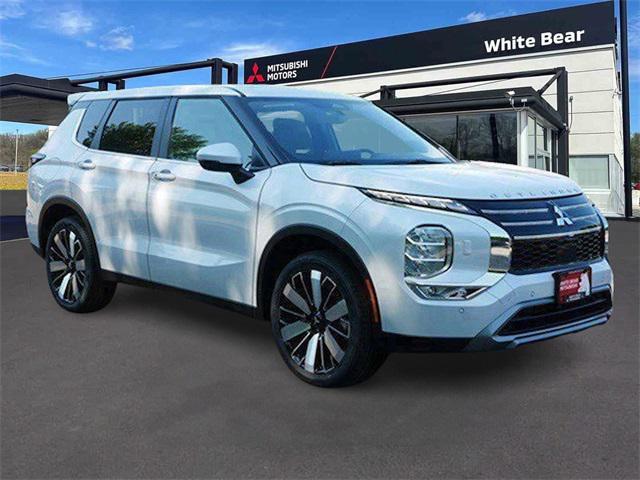 new 2025 Mitsubishi Outlander car, priced at $37,884