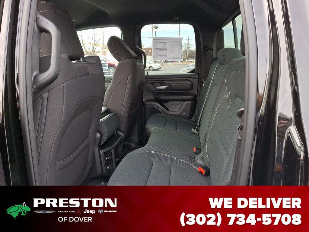 new 2025 Ram 1500 car, priced at $40,285