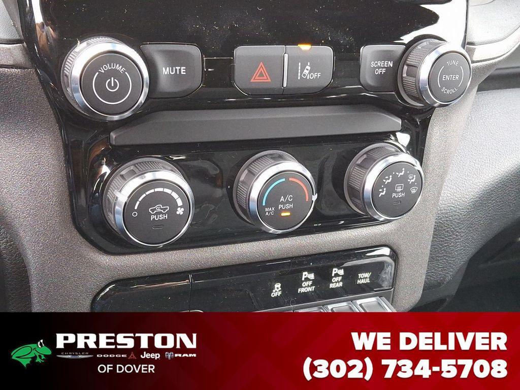 new 2025 Ram 1500 car, priced at $40,285