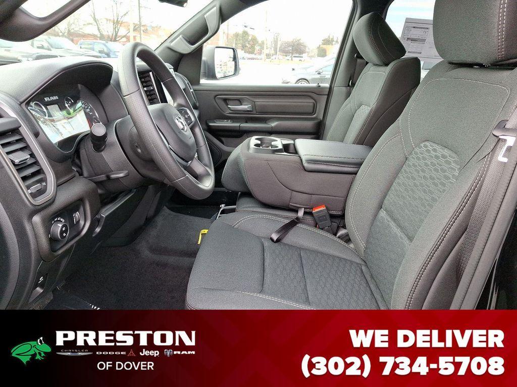 new 2025 Ram 1500 car, priced at $40,285