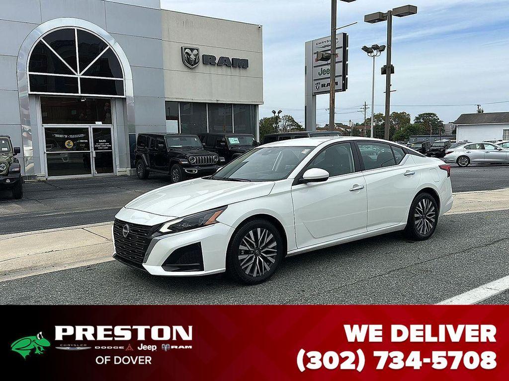 used 2023 Nissan Altima car, priced at $17,995