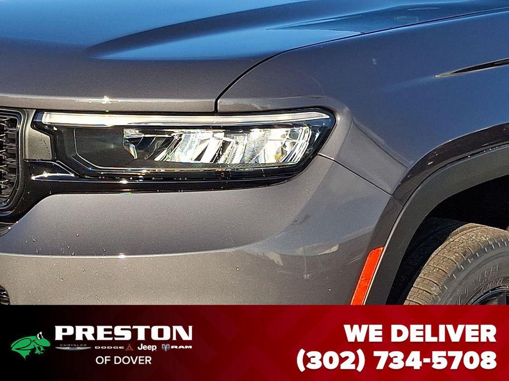 new 2025 Jeep Grand Cherokee L car, priced at $49,765