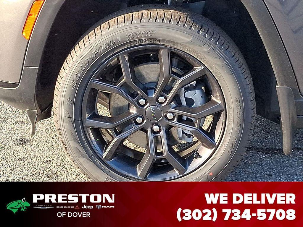 new 2025 Jeep Grand Cherokee L car, priced at $49,765