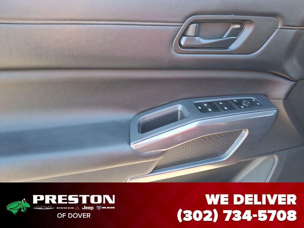 used 2024 Nissan Pathfinder car, priced at $33,995