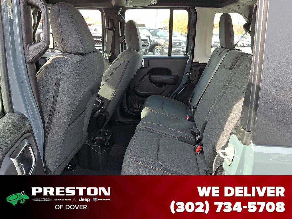 new 2025 Jeep Wrangler car, priced at $34,150