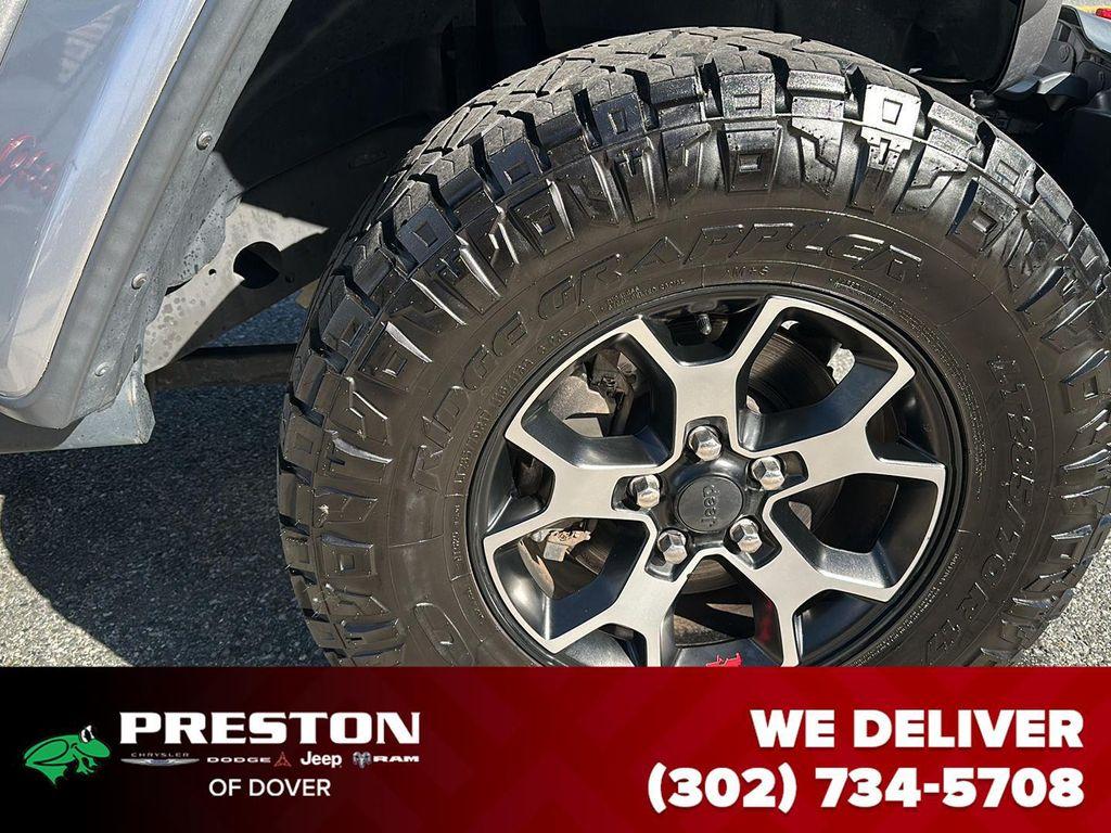 used 2018 Jeep Wrangler Unlimited car, priced at $27,595