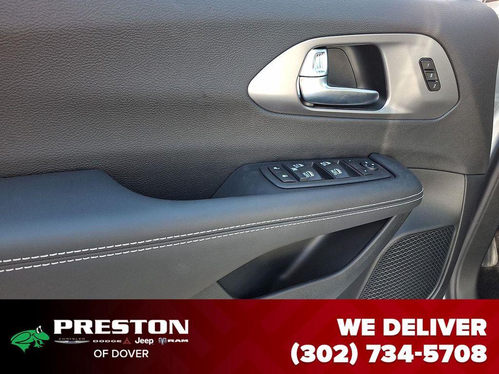 new 2026 Chrysler Pacifica car, priced at $40,815