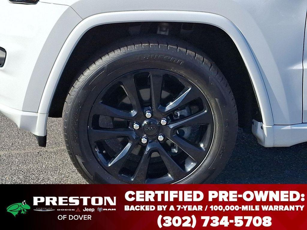 used 2020 Jeep Grand Cherokee car, priced at $27,395