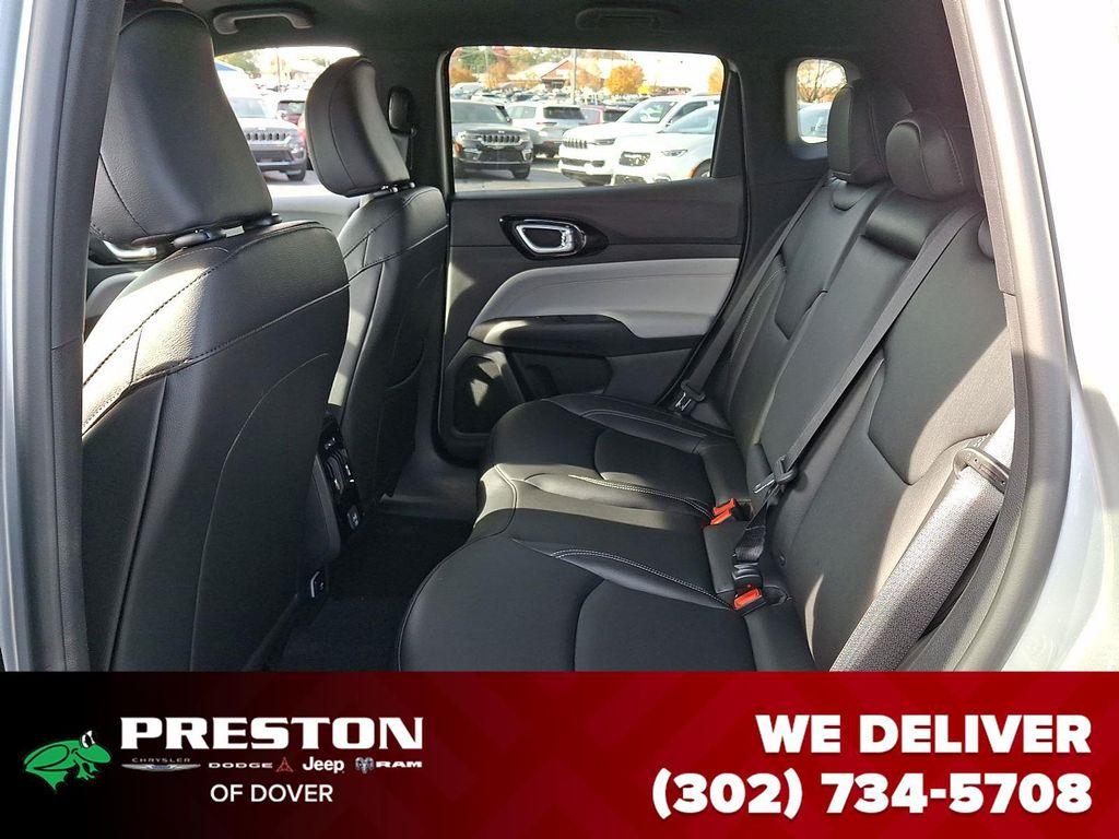 new 2026 Jeep Compass car, priced at $32,985