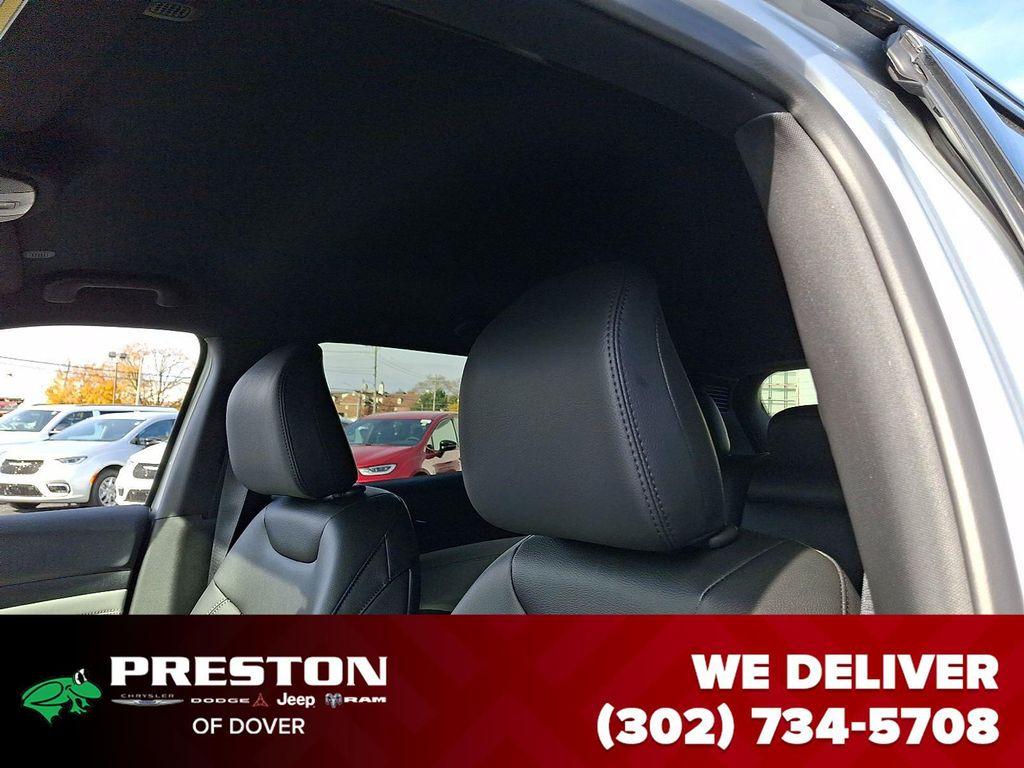 new 2026 Jeep Compass car, priced at $32,985