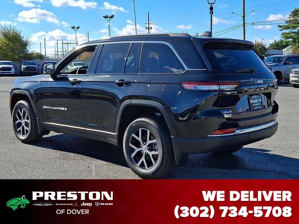 new 2025 Jeep Grand Cherokee car, priced at $44,690
