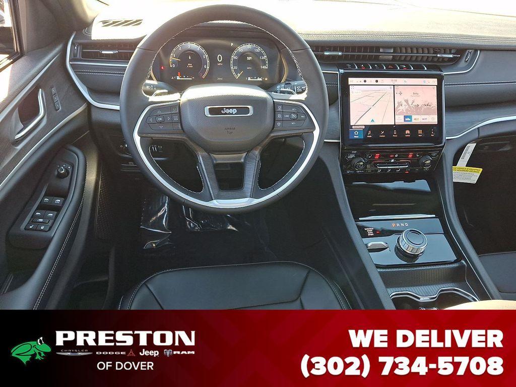 new 2025 Jeep Grand Cherokee car, priced at $44,690