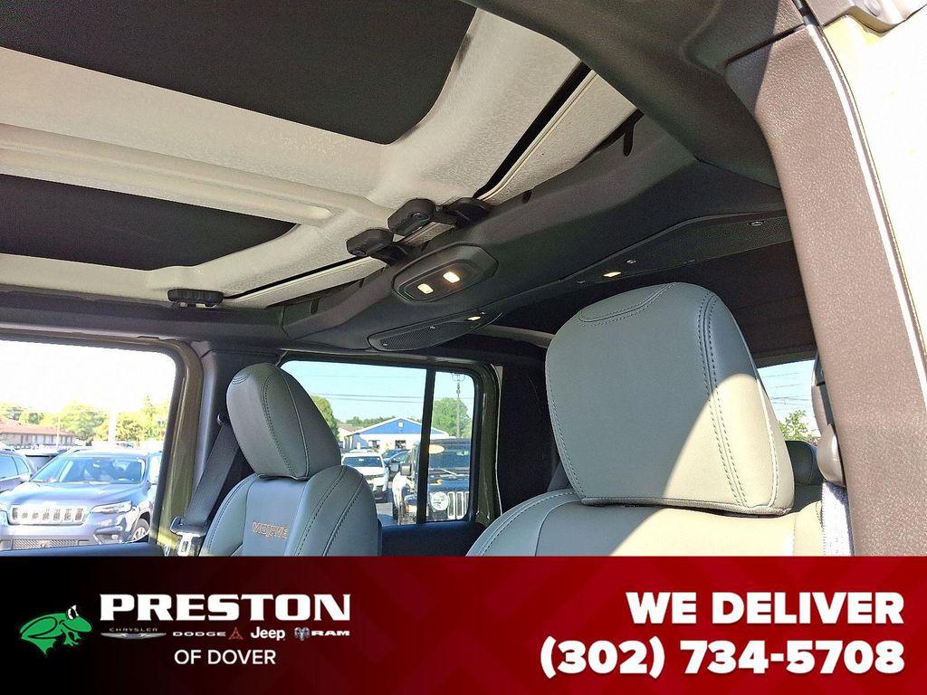 new 2025 Jeep Gladiator car, priced at $54,520