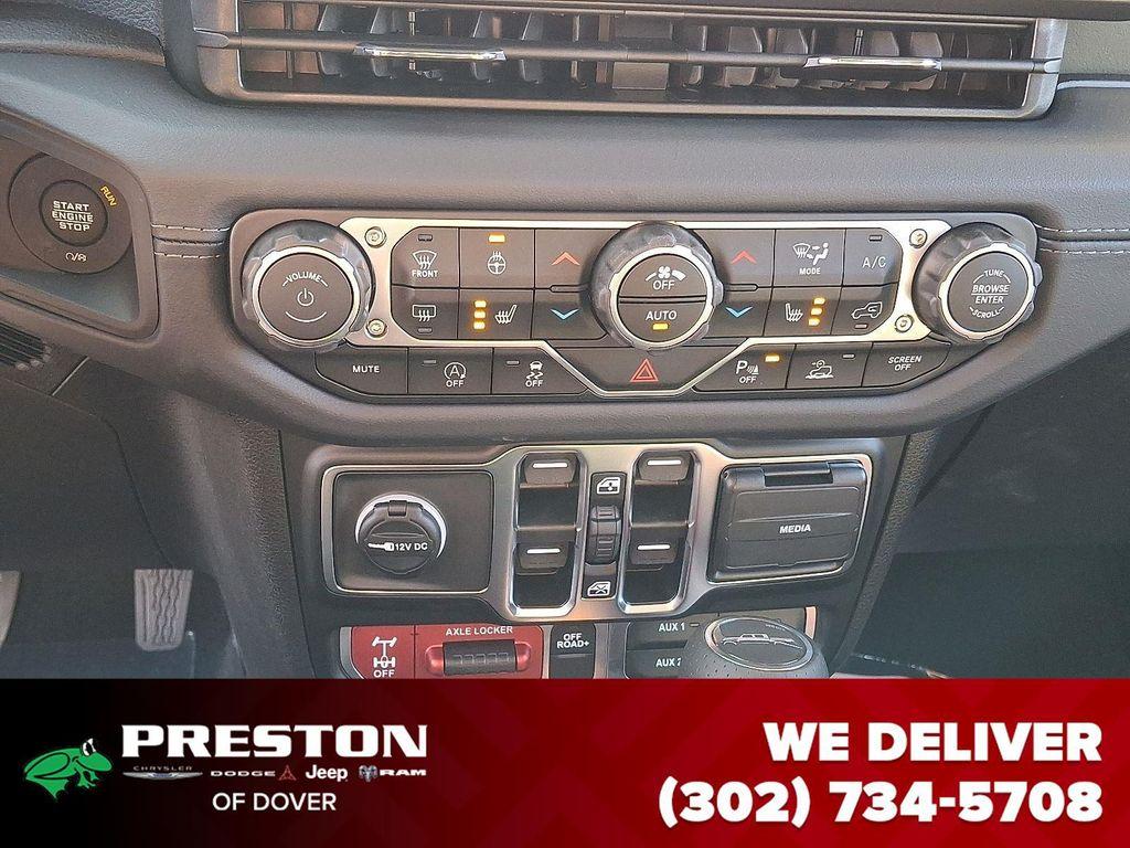 new 2025 Jeep Gladiator car, priced at $54,520