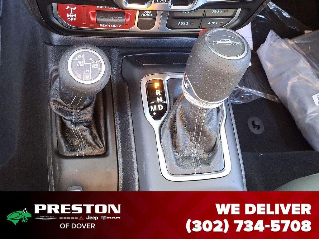 new 2025 Jeep Gladiator car, priced at $54,520