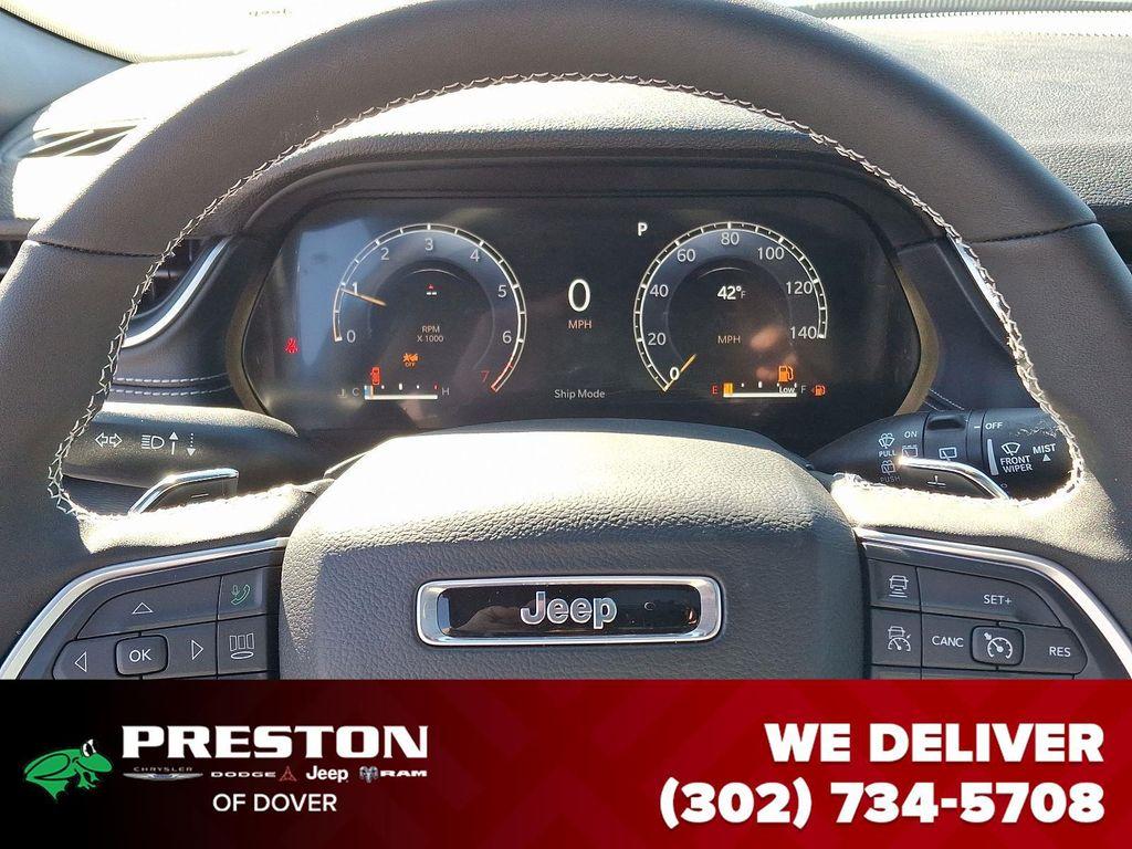 new 2025 Jeep Grand Cherokee L car, priced at $37,650