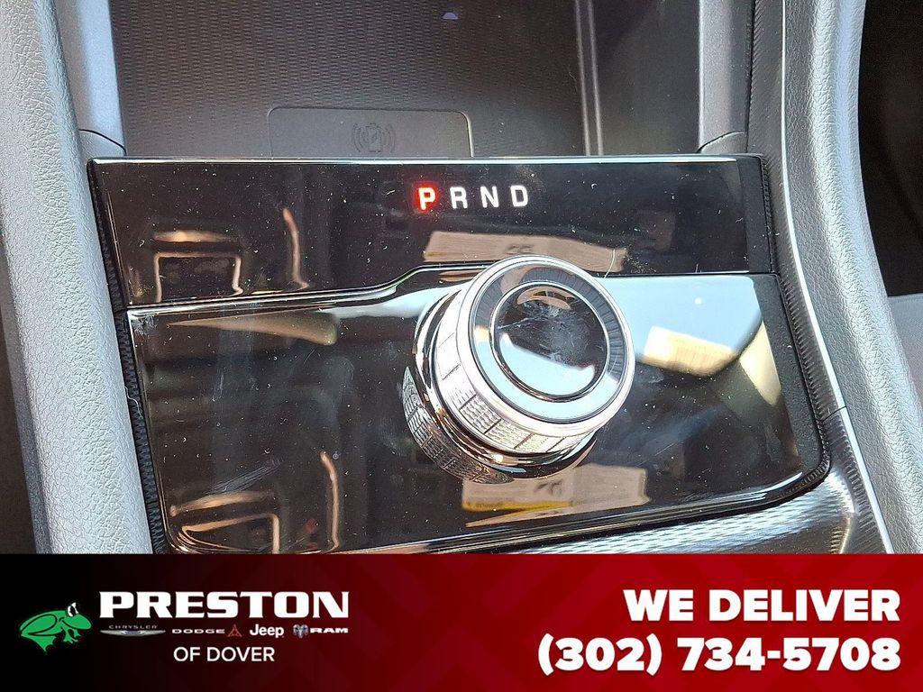 new 2025 Jeep Grand Cherokee L car, priced at $39,850