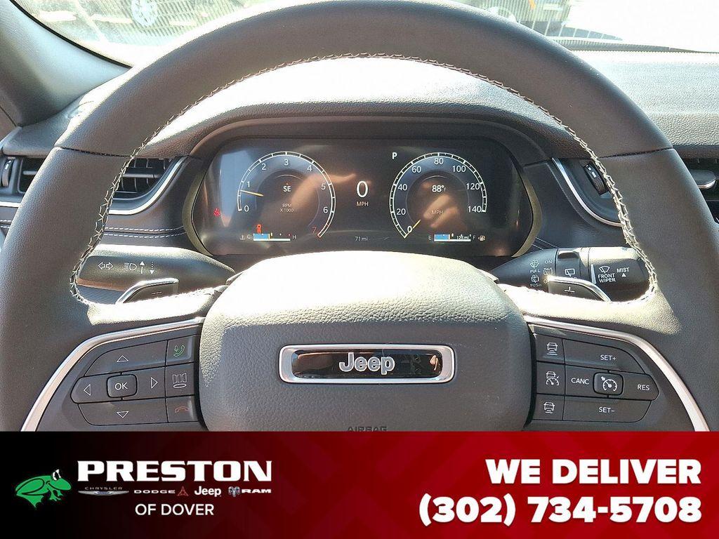 new 2025 Jeep Grand Cherokee L car, priced at $39,850