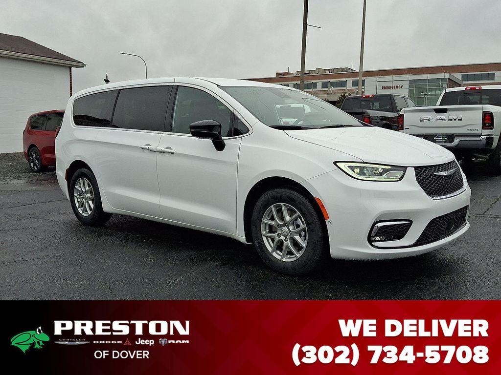 new 2026 Chrysler Pacifica car, priced at $40,425