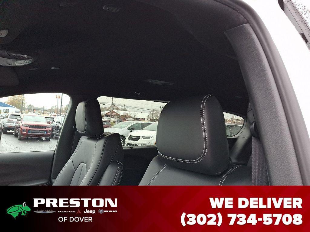 new 2026 Chrysler Pacifica car, priced at $40,425