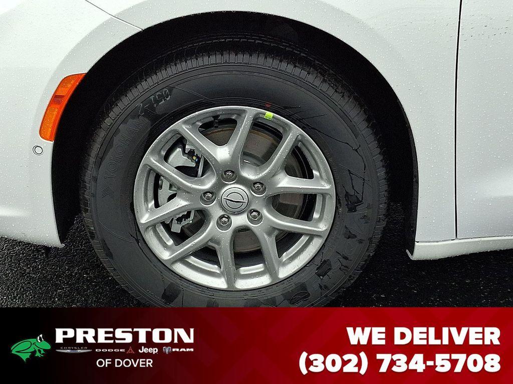 new 2026 Chrysler Pacifica car, priced at $40,425