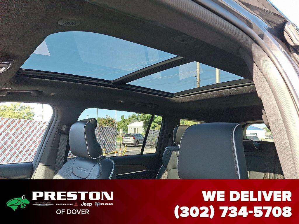 new 2025 Jeep Grand Cherokee L car, priced at $59,180