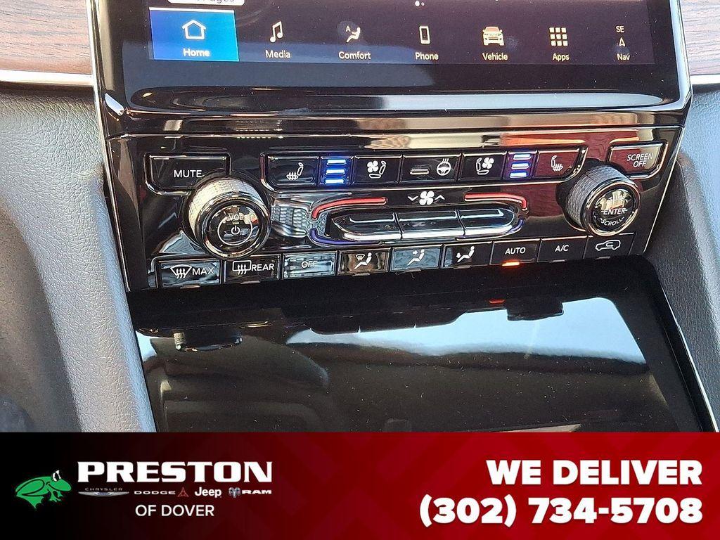 new 2025 Jeep Grand Cherokee L car, priced at $59,180